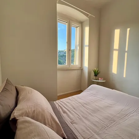Apartman 8 شقة