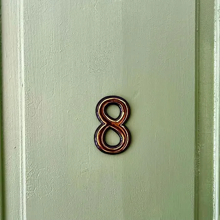 Apartman 8 شقة غييكا